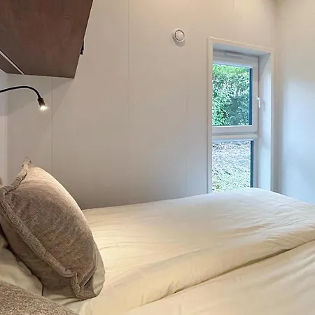 2 Bedroom Pet Friendly In Oud Gastel * Oud-Gastel